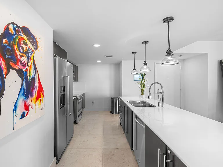 665 NE 25th St #1801A — Photo 7