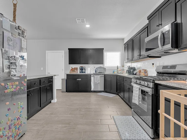 11352 Hidalgo Dr — Photo 16