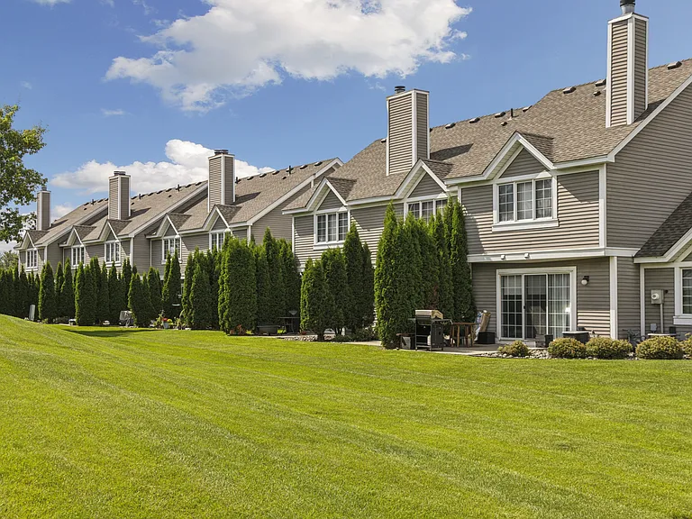 Seasons Villas — Photo 36
