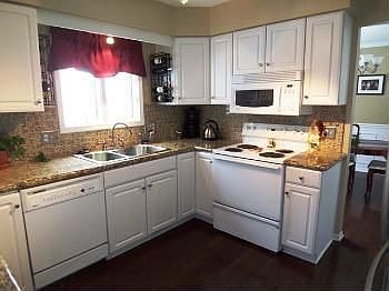 3rd image of 502 Woodland Dr