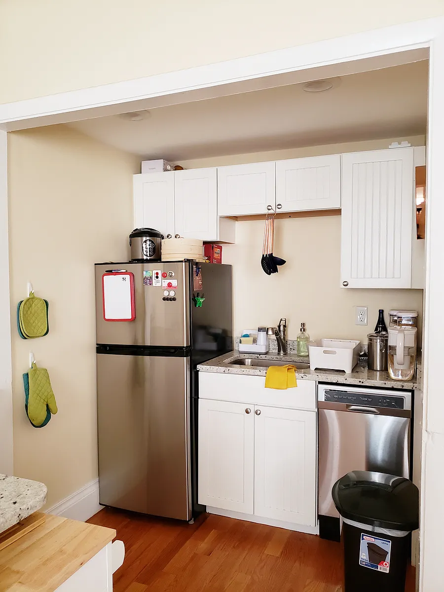 Building Photo - 65 Walden St #1L