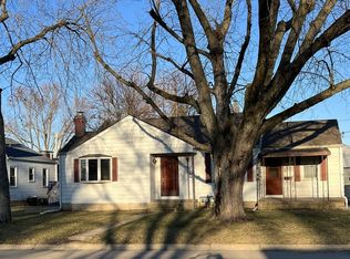 1036 State St, Ottawa, IL 61350