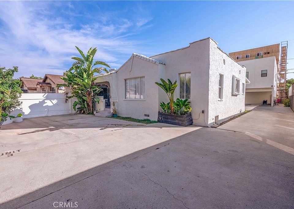 1st image of 3119 Larga Ave