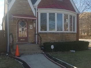 5959 W Newport Ave, Chicago, IL 60634