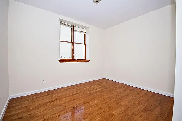 Rented by Level Group | media 38