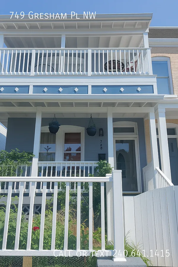 Charming Row Home with Modern Comforts in the Heart of DC (Columbia Heights)! — Photo 3