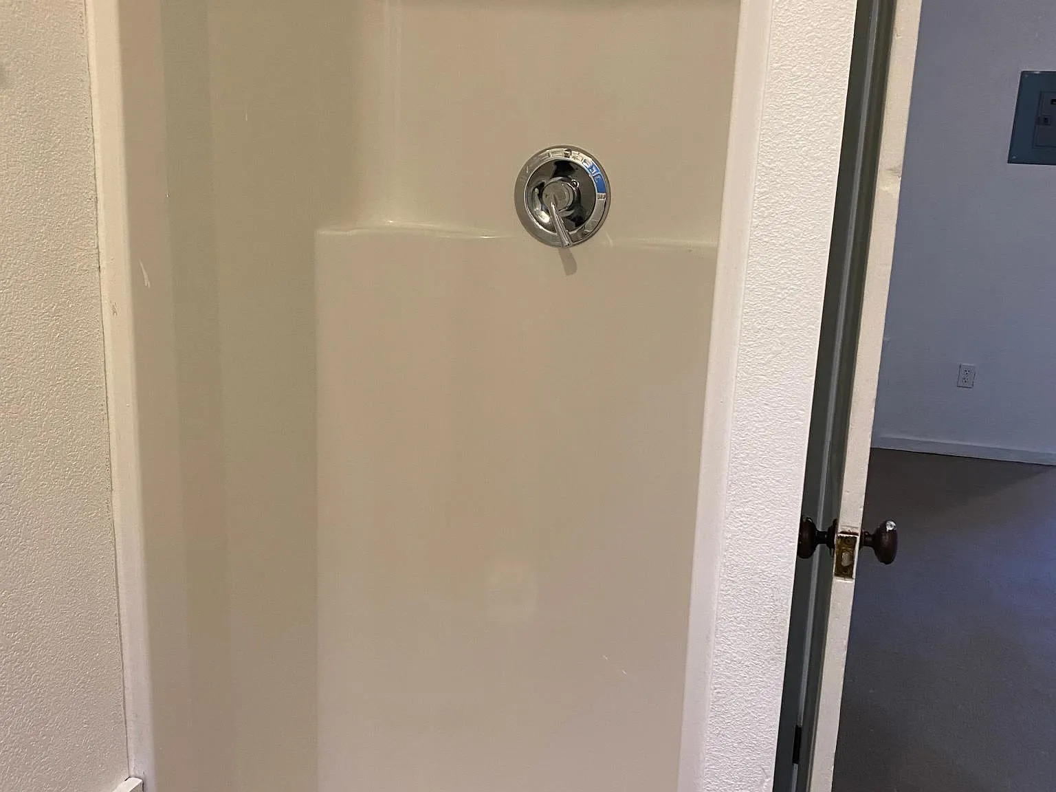 1 bed, 350 sqft, $1,500 — Photo 3