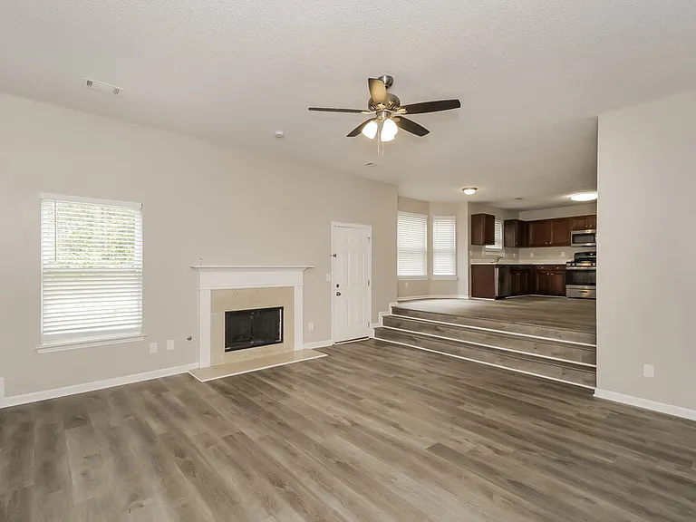 1037 Summer Cypress Dr — Photo 5