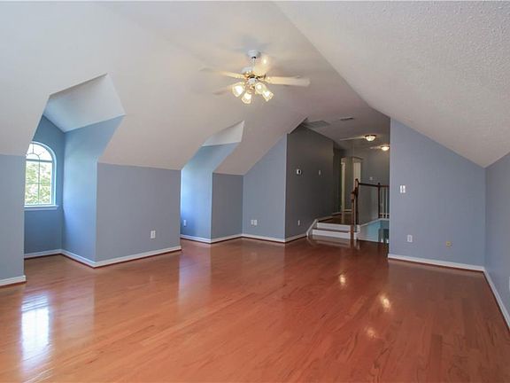 4th image of 6946 Mesa Dr