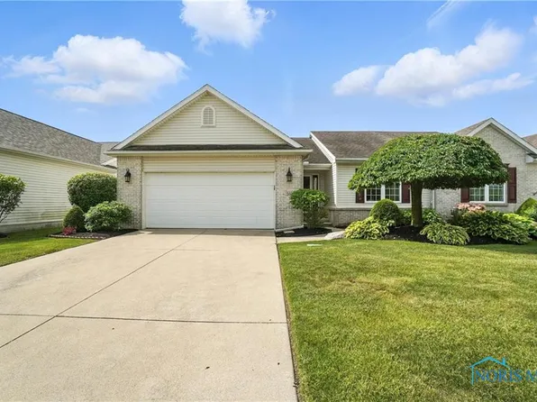 5016 Wynnpark Dr, Oregon, OH 43616