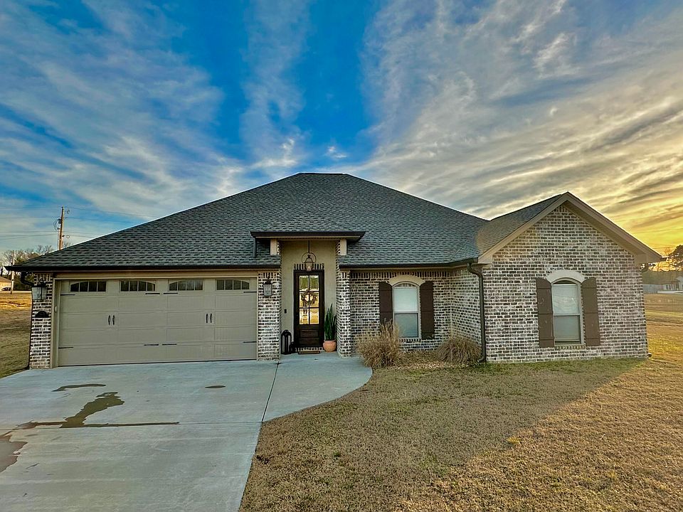 1st image of 524 Abbey Rd