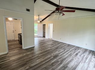 107 Deen St, Hinesville, GA 31313
