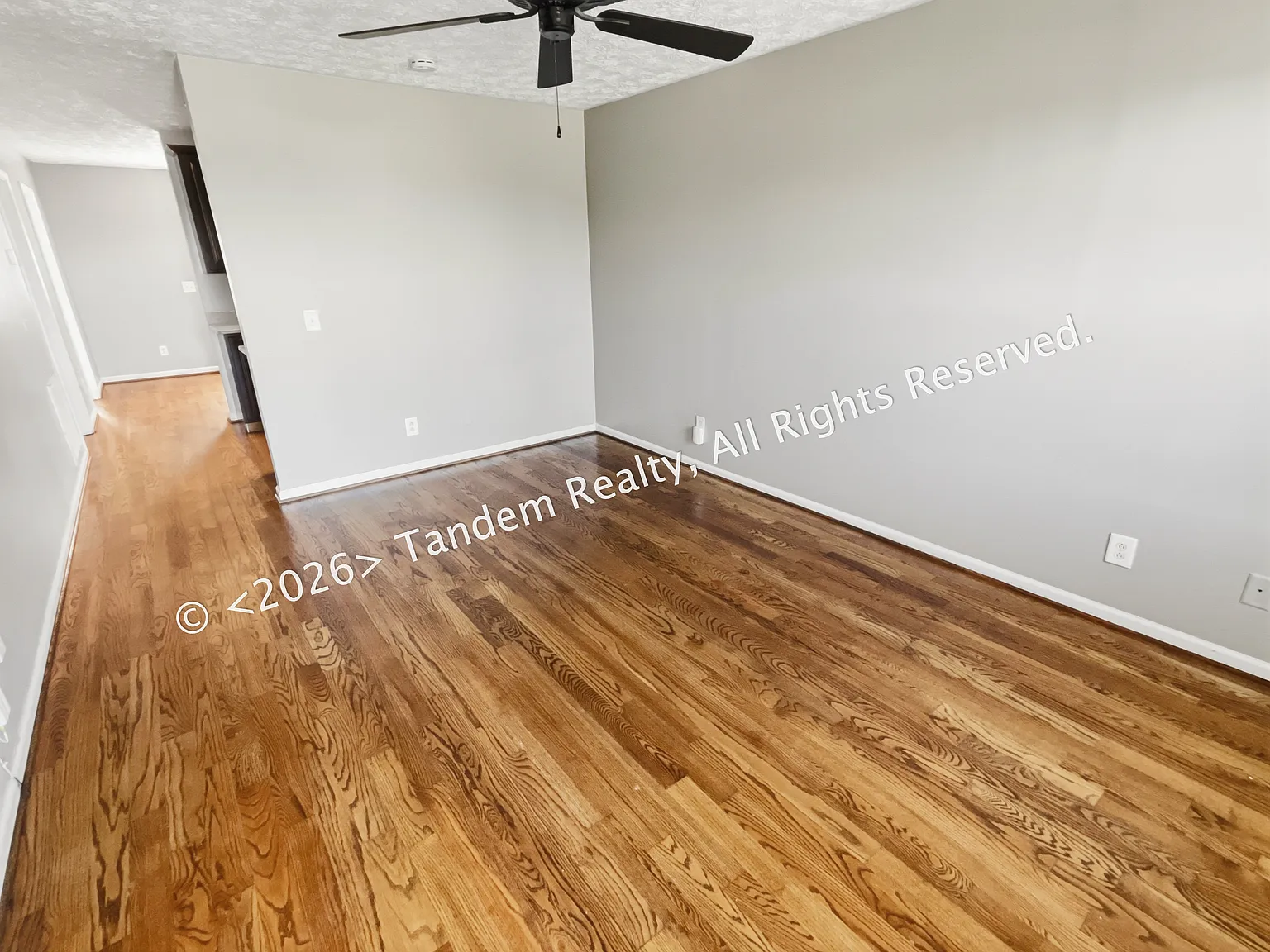 3 bed, 1074 sqft, $1,850 — Photo 3