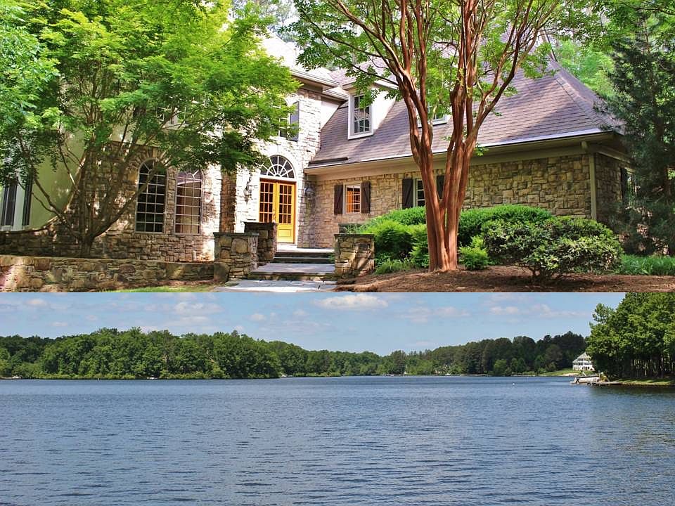 Lake front home in Fawn Lake