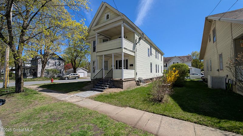 5th image of 38 Elm Street