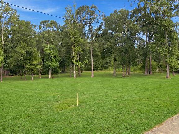 3rd image of Tolawa Ln