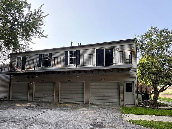2nd image of 33699 Bayview Dr