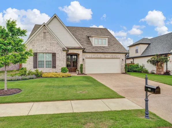 345 Cherokee Cir, Oakland, TN 38060