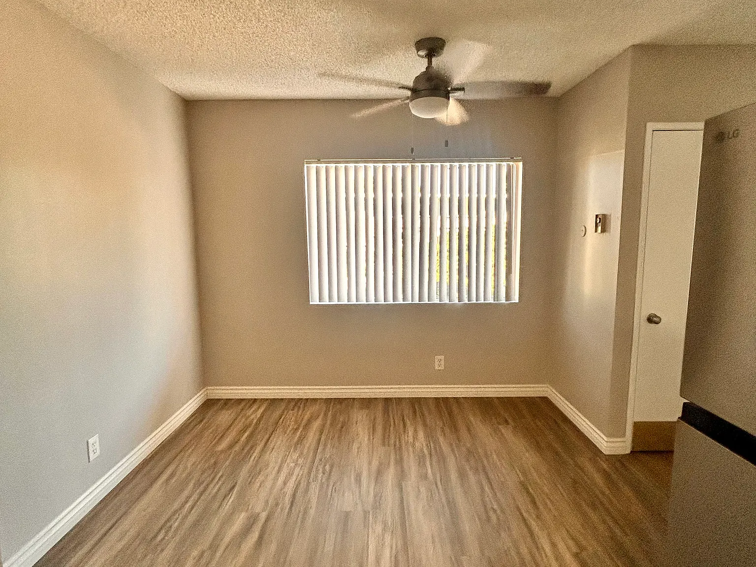 2 bed, 963 sqft, $2,495 — Photo 3