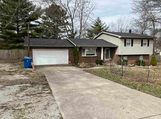 2711 Fuquay Rd, Newburgh, IN 47630