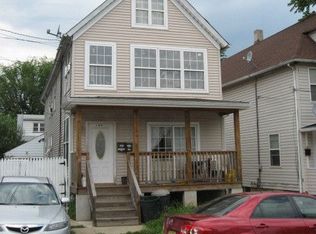 169 Emerson St, Carteret, NJ 07008