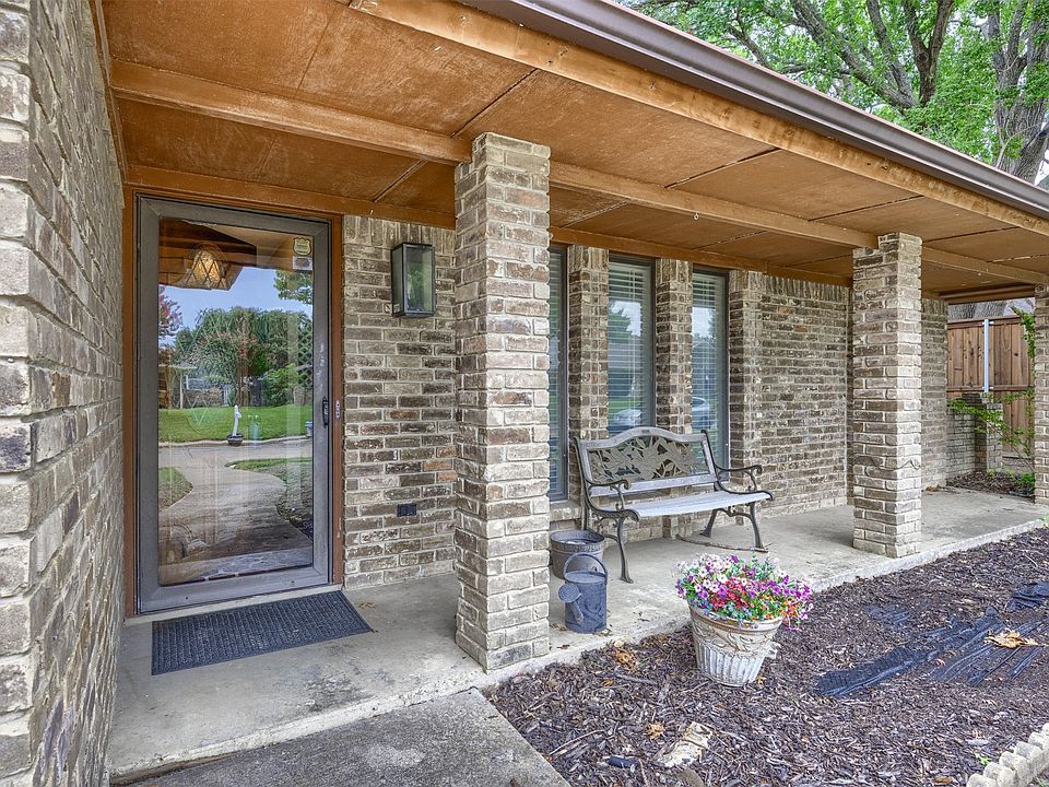 1st image of 2500 Teakwood Ln