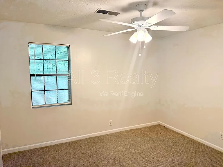 470 S Jeff Davis Dr #B — Photo 10