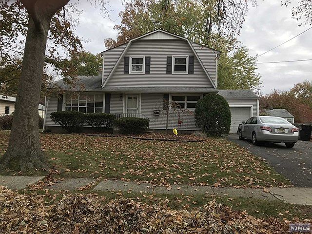 2nd image of 624 Alberta Dr