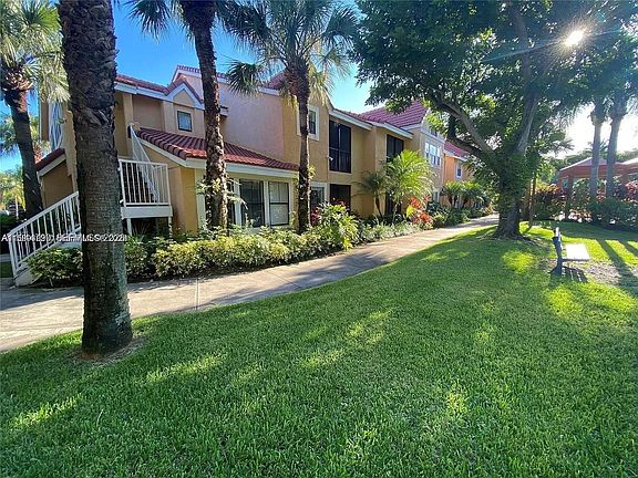 5th image of 15581 SW 104th Ter APT 222