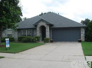 2105 Bowie Ln, Corinth, TX 76210