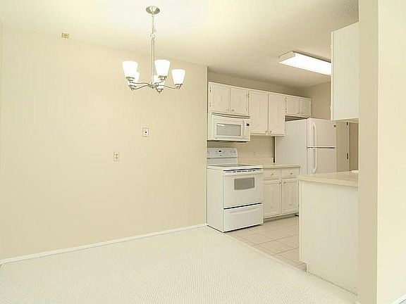 3rd image of 4001 Heritage Hills Dr APT 108