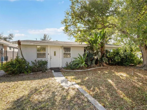 300 Field Ave E, Venice, FL 34285