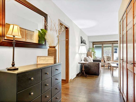 5th image of 15371 W Clover Ln