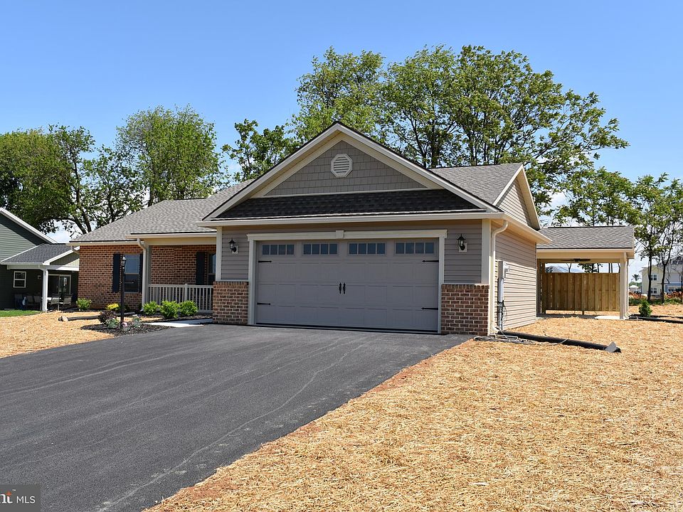 2nd image of 1449 Treeline Dr