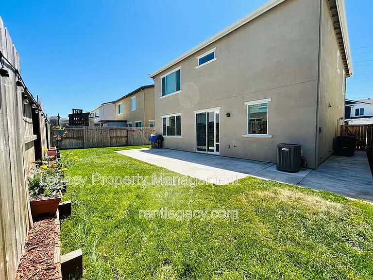 8057 Moongate Way — Photo 28