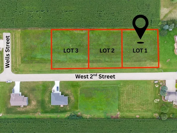 103 2nd St, Friesland, WI 53935