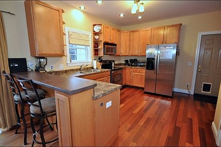 2nd image of 4 Summerwood Dr #B