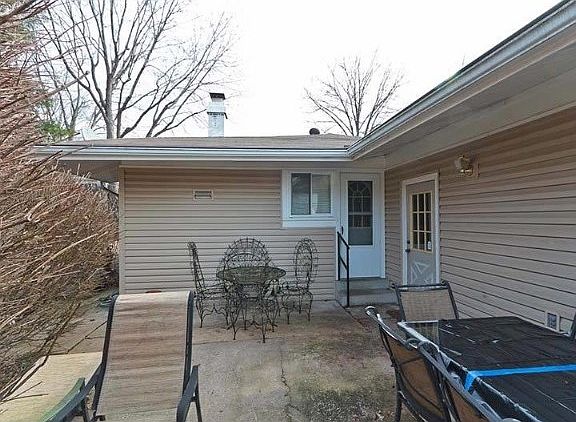 3rd image of 13109 Greenbough Dr