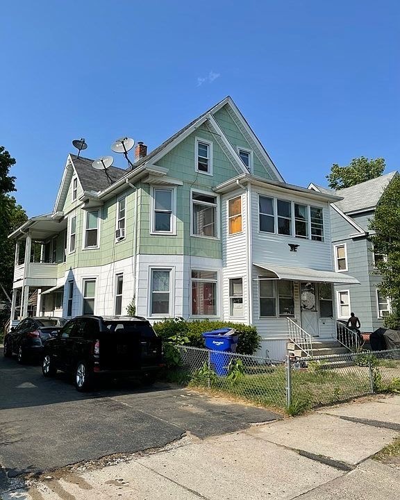 2nd image of 296-298 Orange St