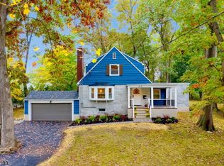 60 Fells Rd, Verona, NJ 07044