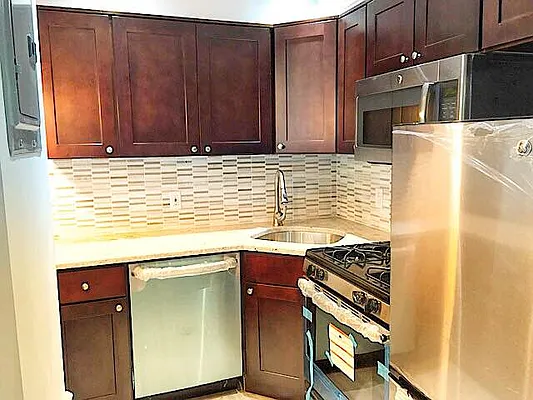 Rented by Friedman Roth Realty | media 17