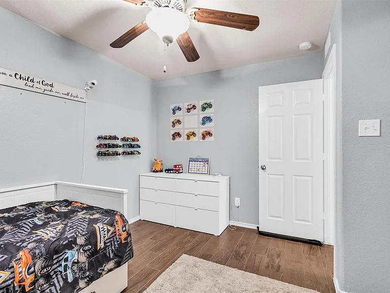 1700 Fall Forest Ct — Photo 33
