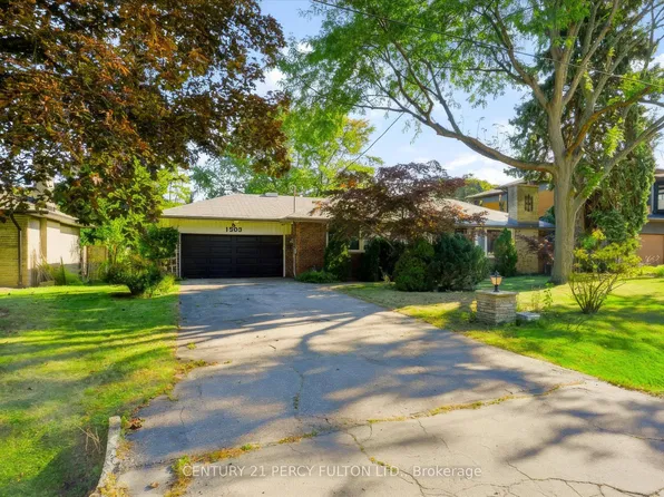 1503 Lochlin Trl, Mississauga, ON L5G 3V6
