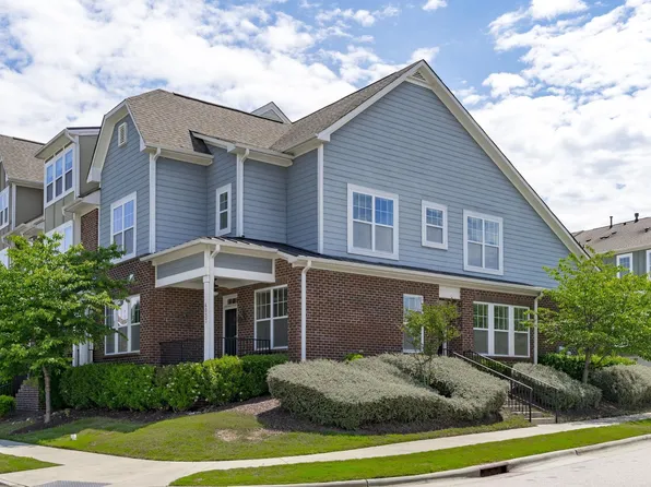 4037 Overcup Oak Ln, Cary, NC 27519