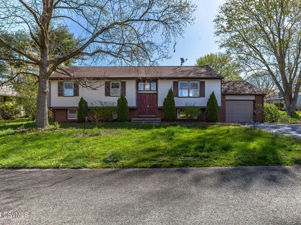 220 S 18th St, Lewisburg, PA 17837