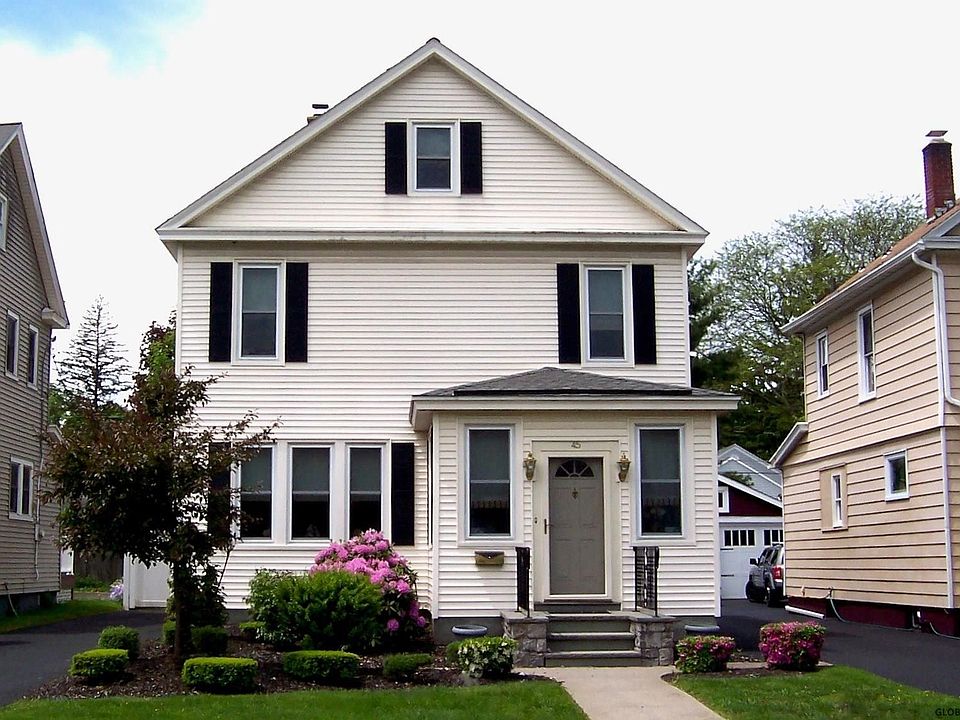 1st image of 45 Oakwood St