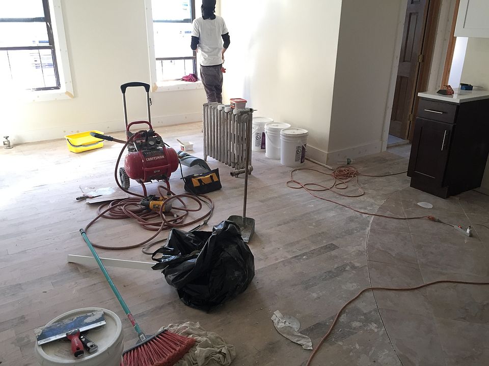 1st image of 260 Parkside Ave