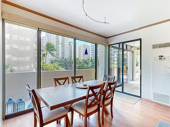 3rd image of 430 Lewers St APT 5G