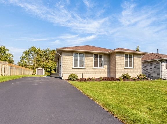 2nd image of 45 Trottier Dr #2