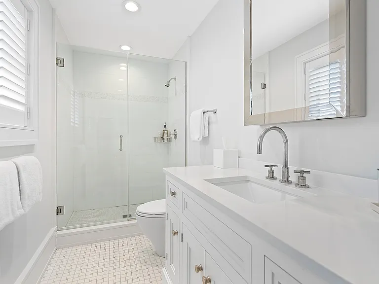 135 Hildreth Ln — Photo 25